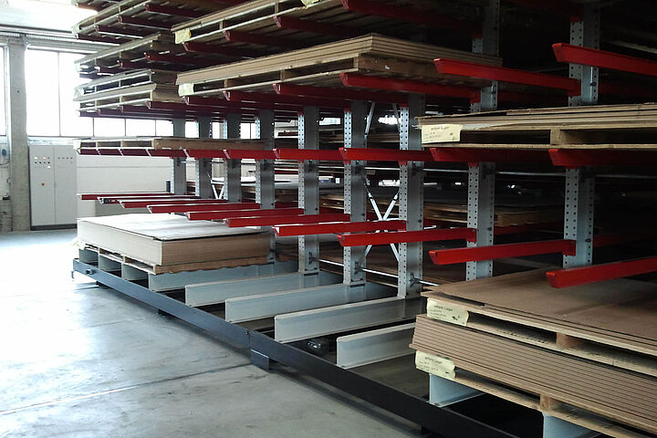 mobile cantilever racking
