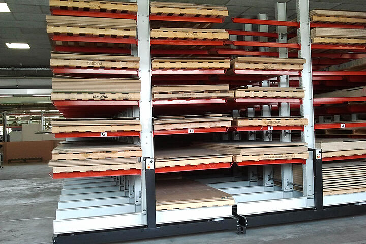 mobile cantilever racking