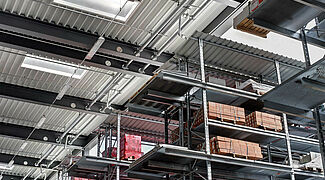 pallet racking with roof and sprinkler system
