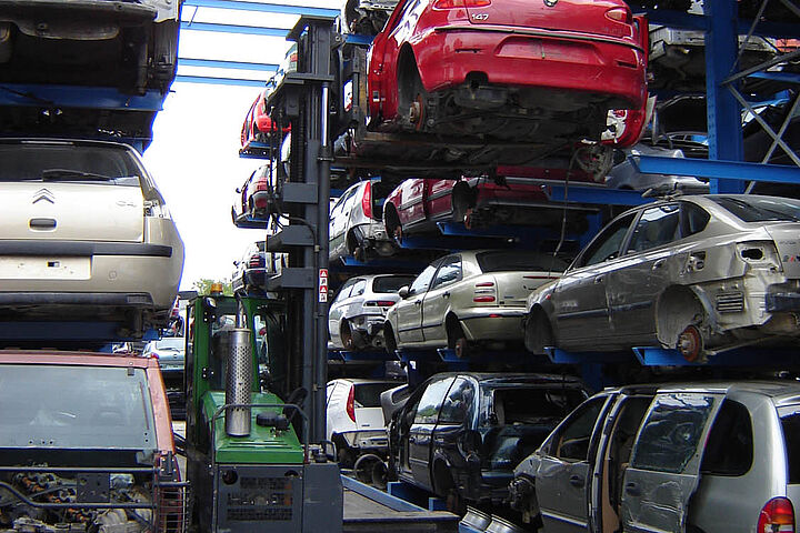 cantilever racking for vehicle storage