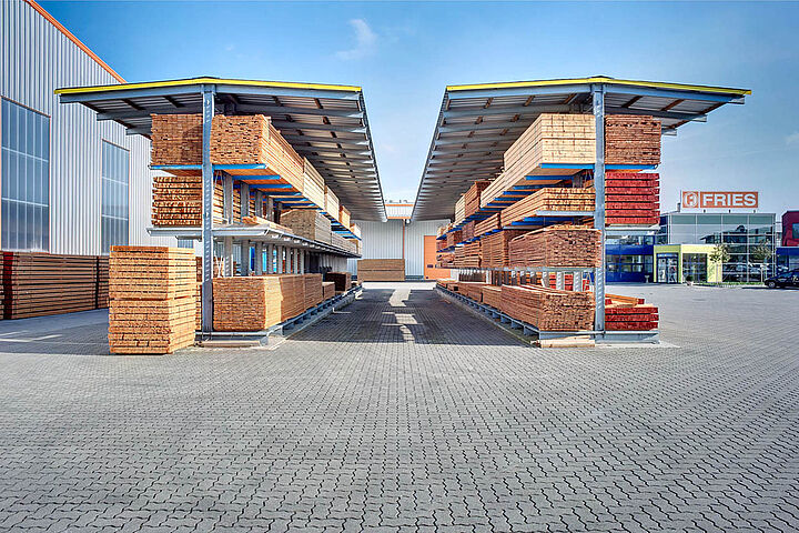 cantilever racking with roof
