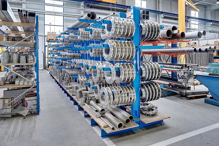 cantilever racking for coil storage