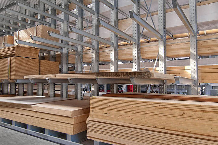 cantilever racking with roof