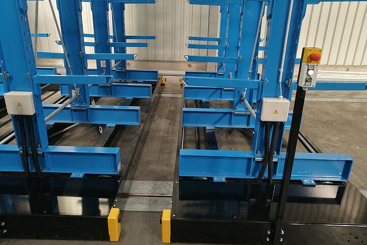 mobile cantilever racking