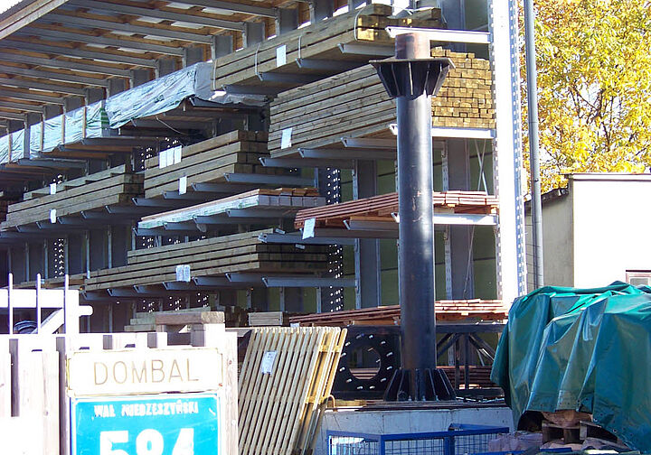 cantilever racking with roof