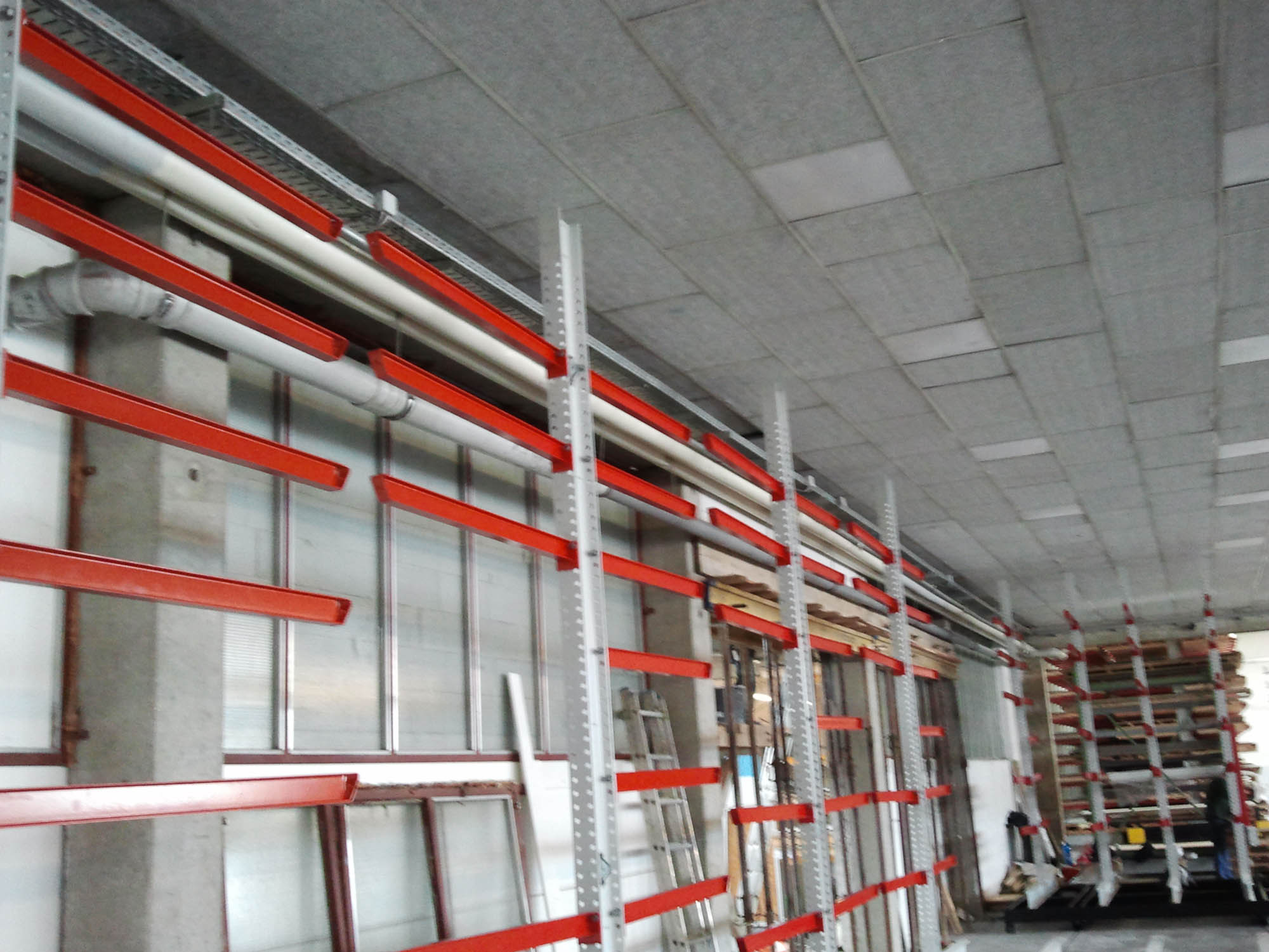 mobile cantilever racking